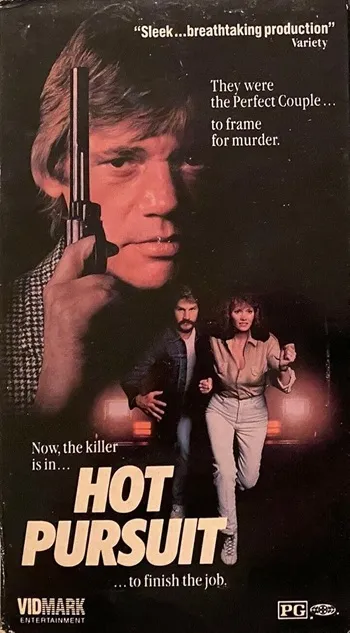 HOT PURSUIT tv poster