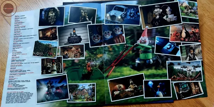 Wallace & Gromit Vengeance Most Fowl encarte