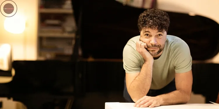 Iván Palomares con piano