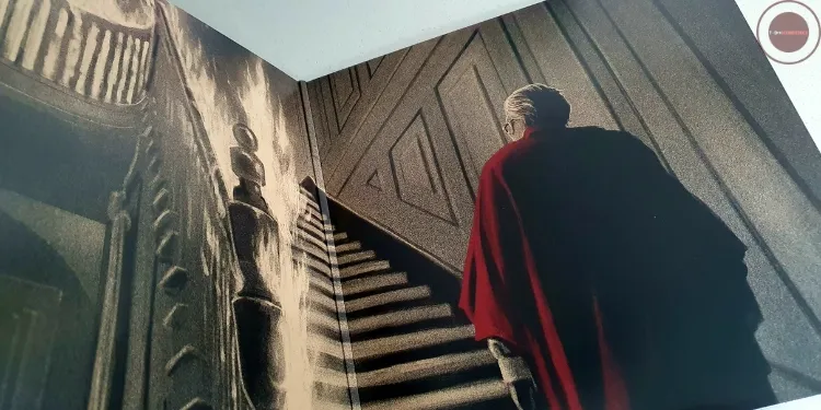 Al final de la escalera interior Gary Pullin Ghoulish