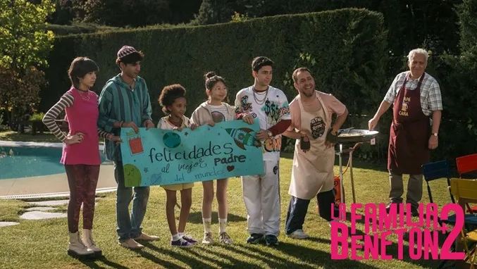 La familia Benetón +2 scene
